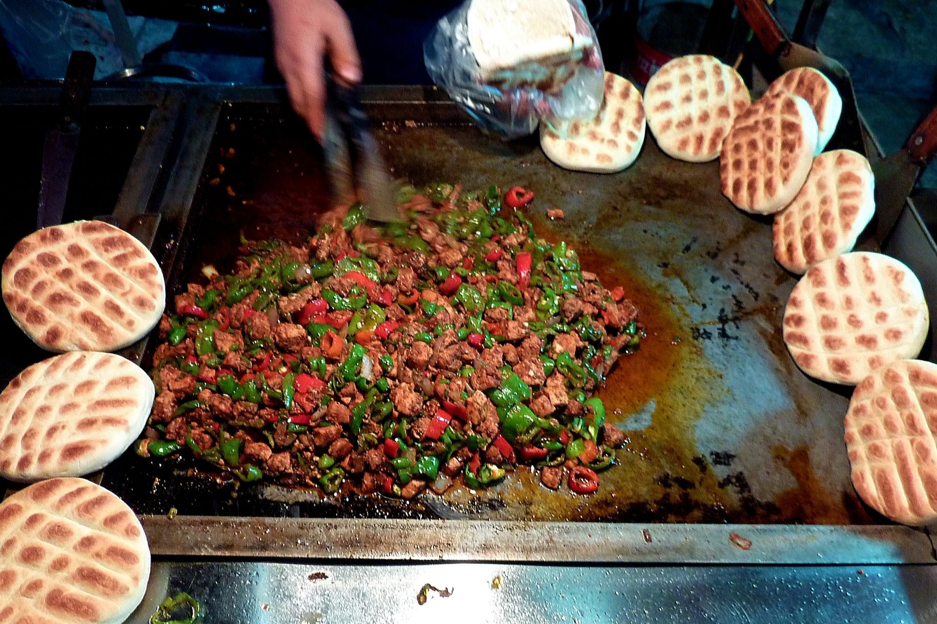 Zhengning Road Night Market